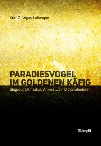 Paradiesvogel im goldenen Käfig